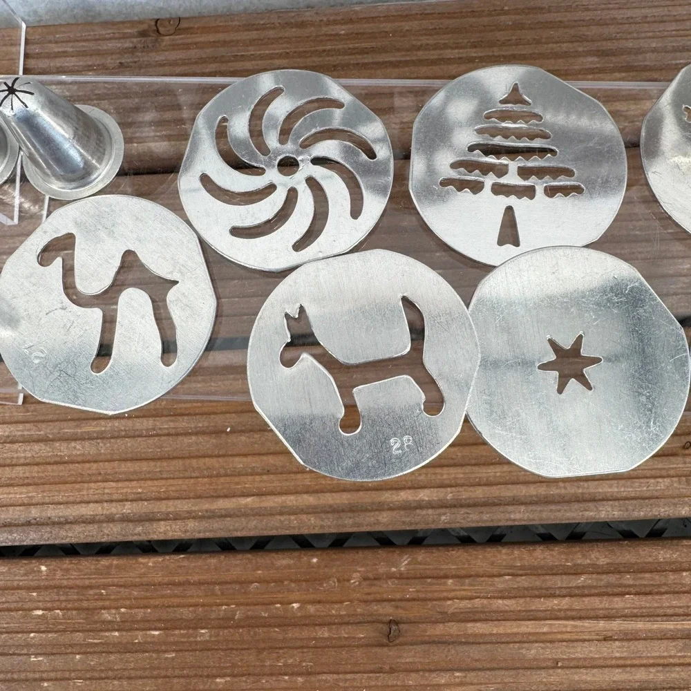 Vtg Mirro Aluminum Cookie Press Icing Decorating Set Spritz Cookies Icing Cakes
